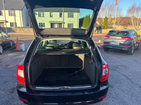 2015 Skoda Superb - thumbnail 8