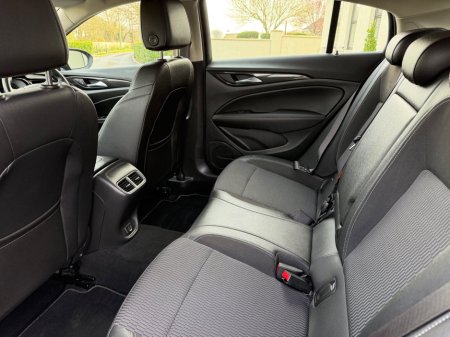 2019 Opel Insignia - thumbnail 19