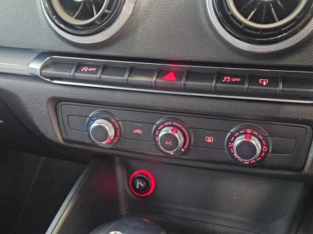 2016 Audi A3 1.6 TDI SE 17 thumbnail