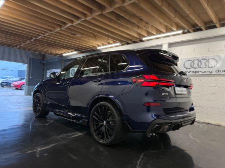 2025 BMW X5  €104,995 thumbnail