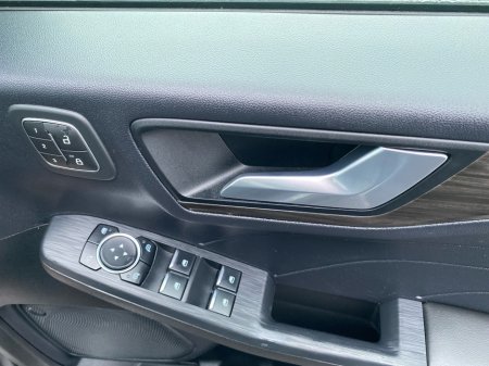 2023 Ford Kuga Vignale PHEV 225BHP... Panoramic Roof €36,500 thumbnail