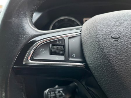 2016 Skoda Superb - thumbnail 11