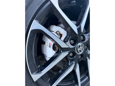 2023 Toyota C-HR 1.8 HYBRID LUNA €31,999 thumbnail