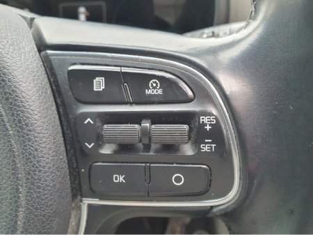 2018 Kia Sportage PLATINUM // LEATHER // SAT NAV // CAMERA thumbnail