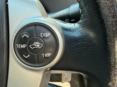 2013 Toyota Prius  €11,990 thumbnail