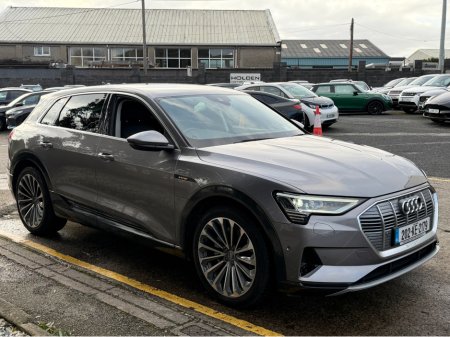 2020 Audi e-tron 50 QUATTRO..AIR SUSPENSION..2 KEYS €24,900 thumbnail