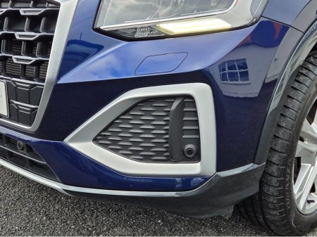 2023 Audi Q2 - thumbnail 5