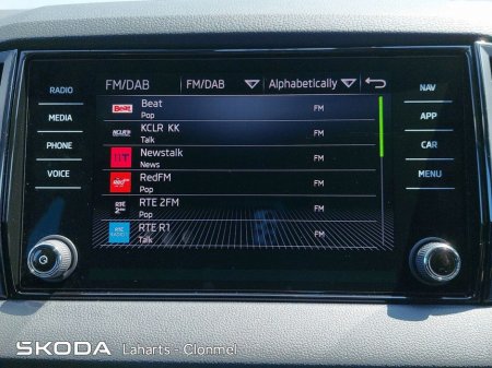 2025 Skoda Karoq SELECTION 2.0TDI 115HP €37,950 thumbnail