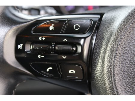 2019 Kia Stonic - thumbnail 19