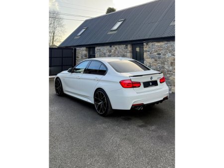 2017 BMW 3 Series - thumbnail 4