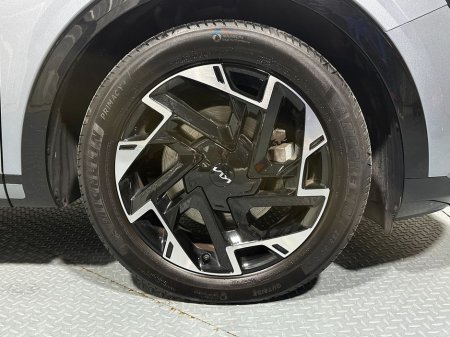 2024 Kia Sportage GT Line Tilt & Slide Sunroof €43,800 thumbnail