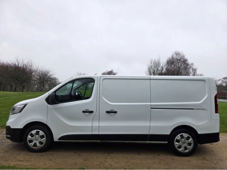 2022 Renault Trafic - thumbnail 4