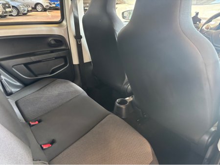 2019 Volkswagen up! - thumbnail 11