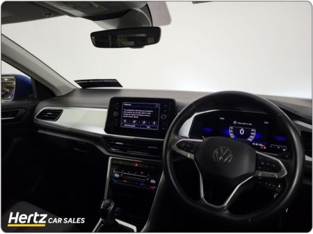 2023 Volkswagen T-Roc LIFE TDI 2.0 Diesel Manual €27,495 thumbnail