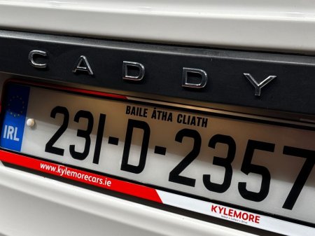 2023 Volkswagen Caddy MANUAL 2.0L TDI - PRICE €17450 EXCLUDING VAT €17,450 thumbnail