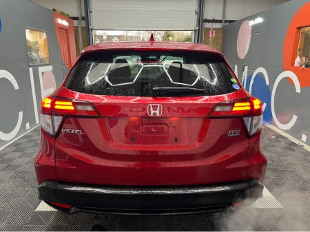 2017 Honda Vezel €17950! 2017 HONDA VEZEL HYBRID RS SENSING 1.5 AUTOMATIC / CRUISE CONTROL / REVERSE CAMERA / HEATED SEATS €17,950 thumbnail