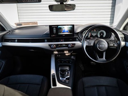 2022 Audi A4 - thumbnail 6