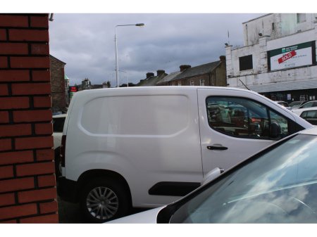2021 Citroen Berlingo SLIDING SIDE DOOR ENT BLUEHDI 75 MWB 3DR 3 SEAT €13,950 thumbnail