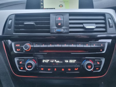 2018 BMW 3 Series - thumbnail 11