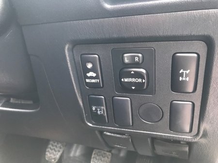 2015 Toyota Hilux - thumbnail 14