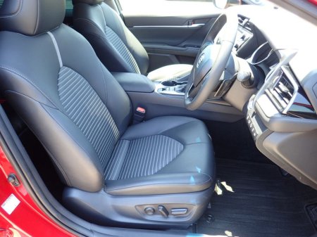 2020 Toyota Camry Hybrid World Sport Edition €27,500 thumbnail