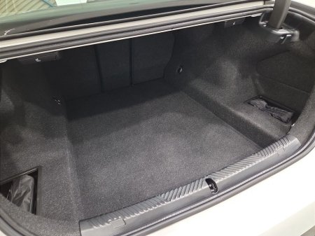 2024 BMW 5 Series - thumbnail 13