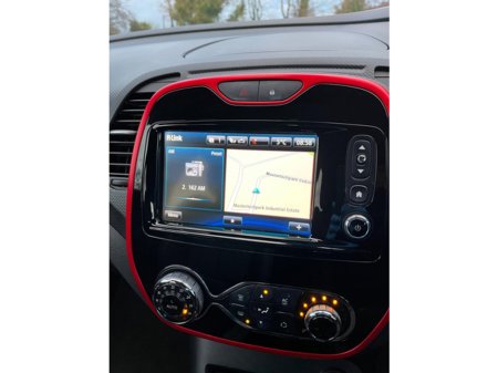 2015 Renault Captur 20 R20 SIGNATURE TCE 90 2015 4DR €9,750 thumbnail