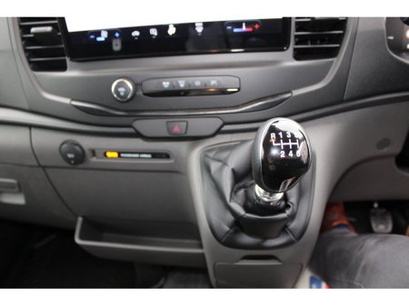 2026 Ford Transit - thumbnail 18