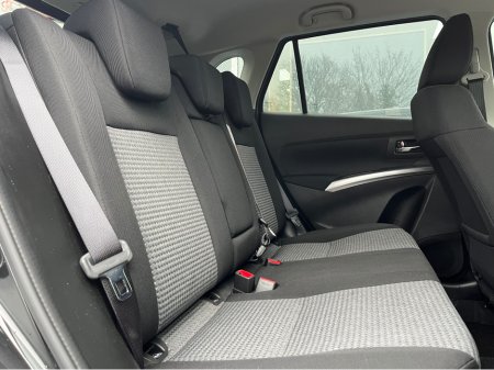 2025 Suzuki SX4 S-Cross 1.4 BOOSTERJET MIL €33,950 thumbnail