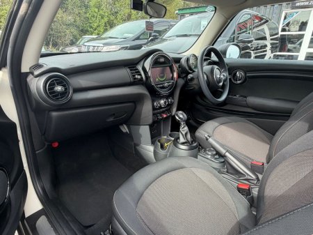 2016 MINI Hatch - thumbnail 13