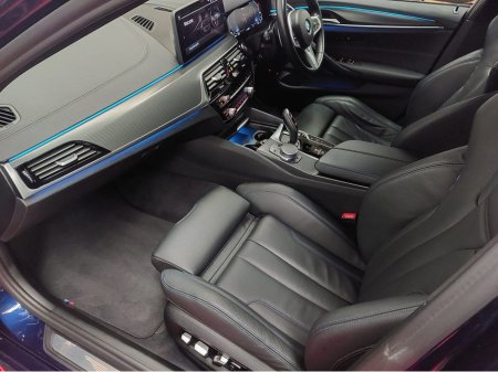 2020 BMW 5 Series - thumbnail 10