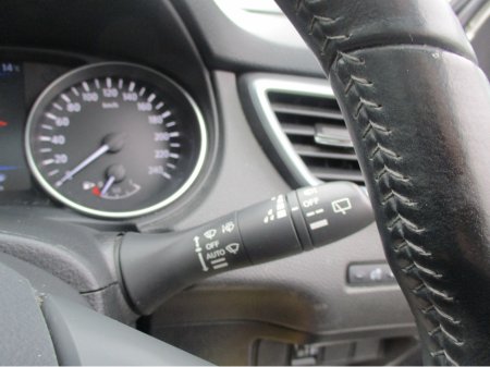 2020 Nissan Qashqai - thumbnail 25