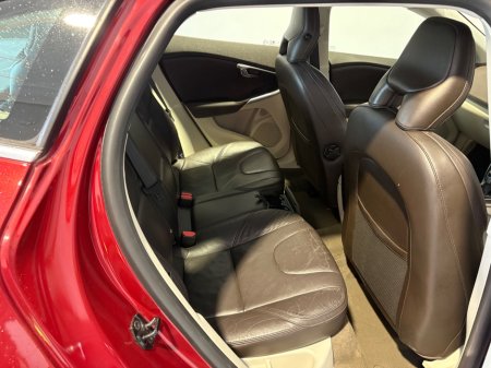 2013 Volvo V40 - thumbnail 14