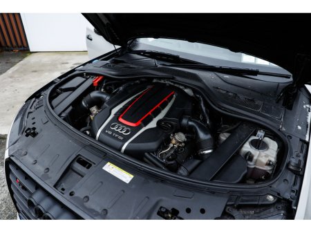 2016 Audi S8 - thumbnail 13