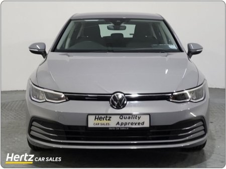 2023 Volkswagen Golf LIFE 2.0 TDI 115HP Diesel Manual €26,995 thumbnail