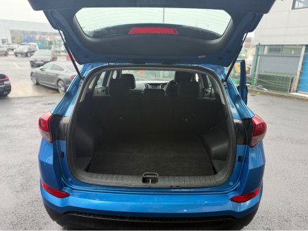 2017 Hyundai Tucson - thumbnail 8