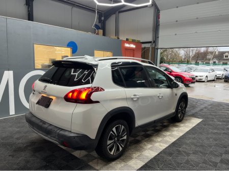 2020 Peugeot 2008 €15950! 2020 PEUGEOT 2008 1.2 AUTOMATIC / REVERSE CAMERA / HEATED SEATS €15,950 thumbnail