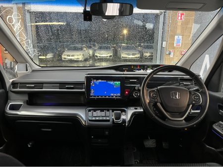 2018 Honda Stepwagon €24950 2018 HONDA STEPWAGON SPADA G HYBRID SENSING 7 SEATS 2.0 AUTOMATIC / CRUISE CONTROL / REVERSE CAMERA / ELECTRIC DOORS €24,950 thumbnail