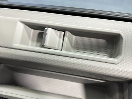 2026 Kia PV5 K4 Passenger 5 Seater €47,500 thumbnail