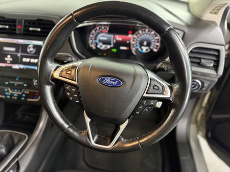 2015 Ford Mondeo - thumbnail 22