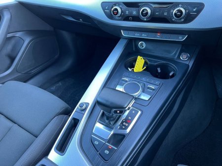 2017 Audi A4 - thumbnail 11