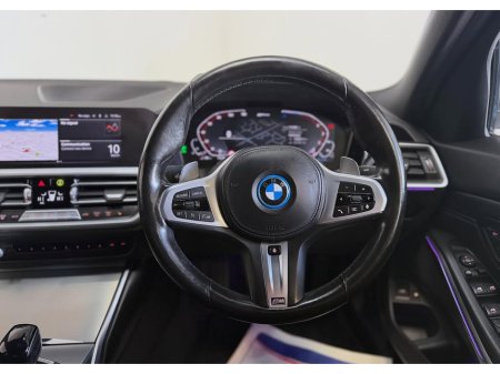 2021 BMW 3 Series - thumbnail 13