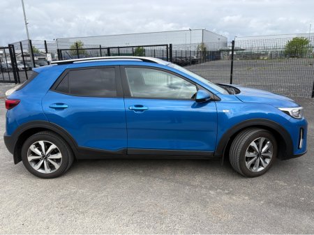 2024 Kia Stonic - photo 2
