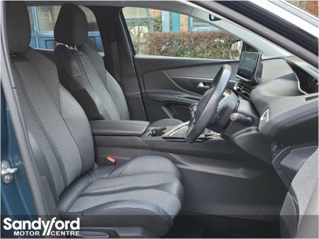 2023 Peugeot 3008 1.2 PureTech ALLURE*FSH* €31,950 thumbnail