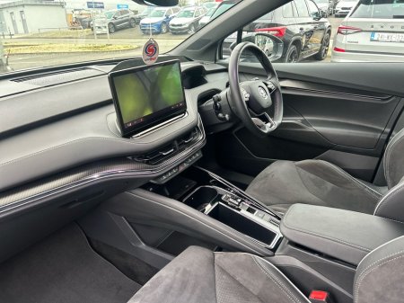 2025 Skoda Enyaq - thumbnail 2