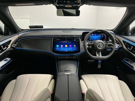 2026 Mercedes-Benz E Class 300de AMG - 20 Inch Alloys - Reversing Camera - Ambient Lighting - Sat Nav - Climate Control - Electric Heated Memory Seats - Keyless Start - Apple CarPlay/Android Auto €91,406 thumbnail