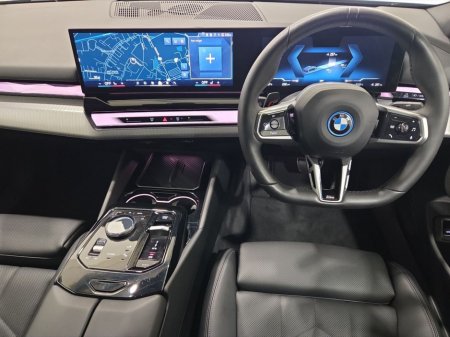 2025 BMW i5 I5 Edrive40 M Sport Pro eDrive 40 M Sport Pro eDrive40 340 Electric 83.9 kWh Auto thumbnail