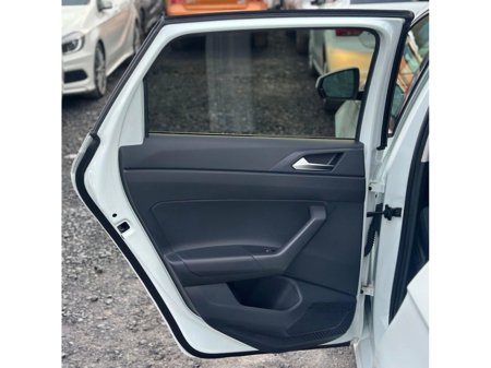 2019 Volkswagen Polo - thumbnail 10