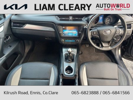 2017 Toyota Avensis 1.6 D SOL NAV 4DR thumbnail