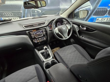 2016 Nissan Qashqai - thumbnail 15